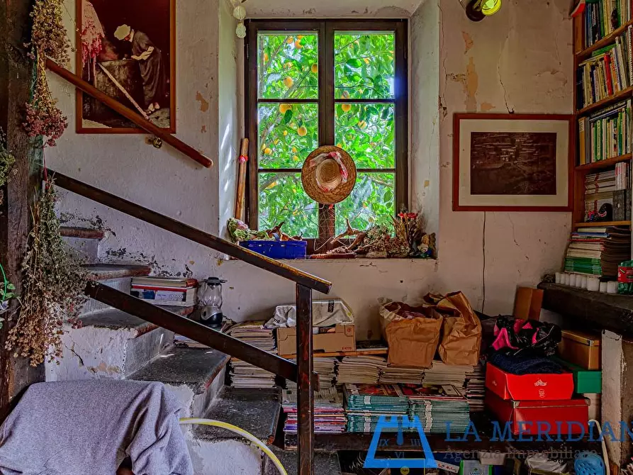 Immagine 27 di Casa colonica in vendita  a Lamporecchio
