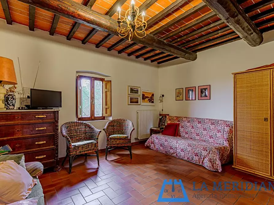 Immagine 18 di Casa colonica in vendita  a Lamporecchio