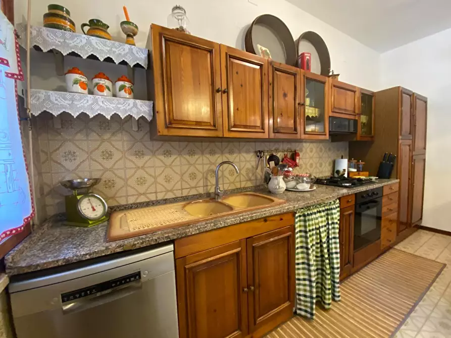 Immagine 10 di Appartamento in vendita  a Santa Croce Sull'arno