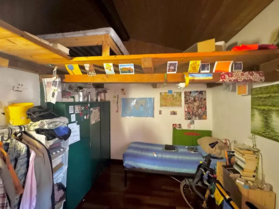 Immagine 17 di Appartamento in vendita  a Pisa