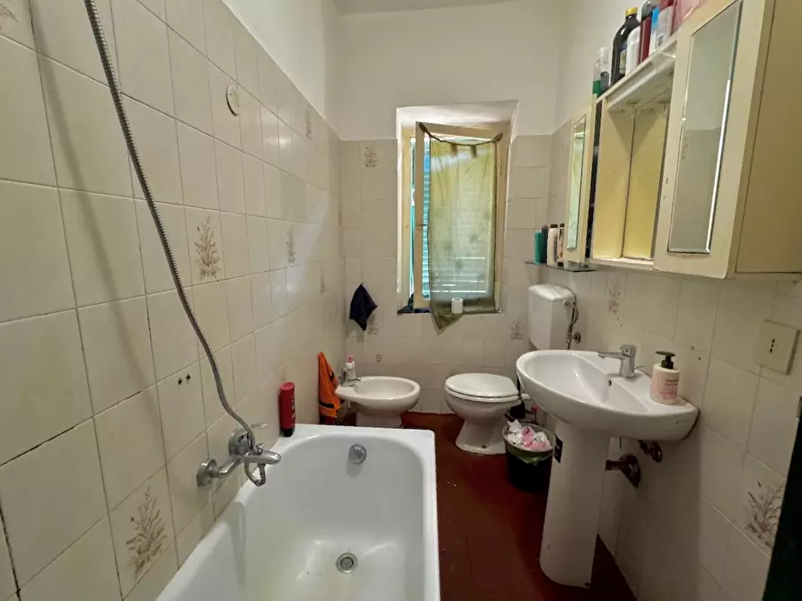 Immagine 21 di Appartamento in vendita  a Pisa