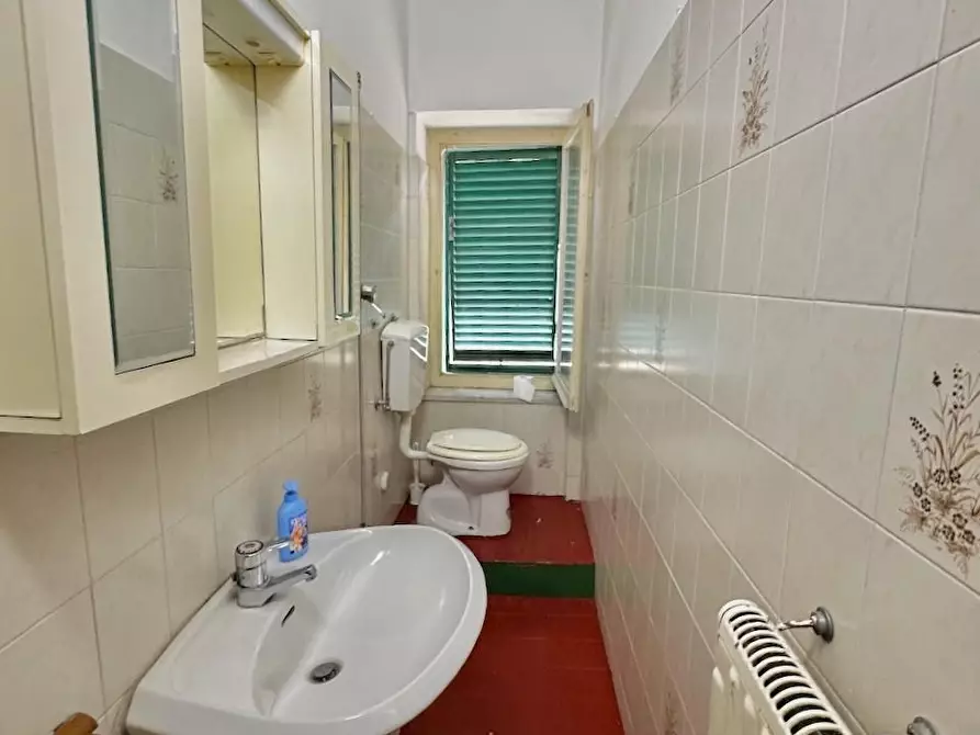 Immagine 24 di Appartamento in vendita  a Pisa