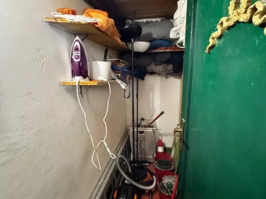 Immagine 23 di Appartamento in vendita  a Pisa