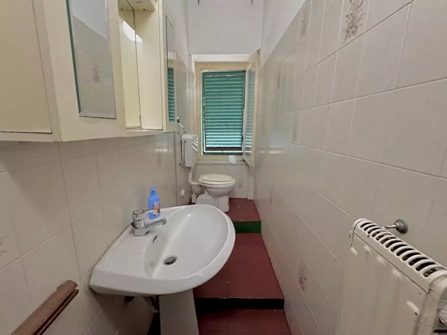 Immagine 25 di Appartamento in vendita  a Pisa