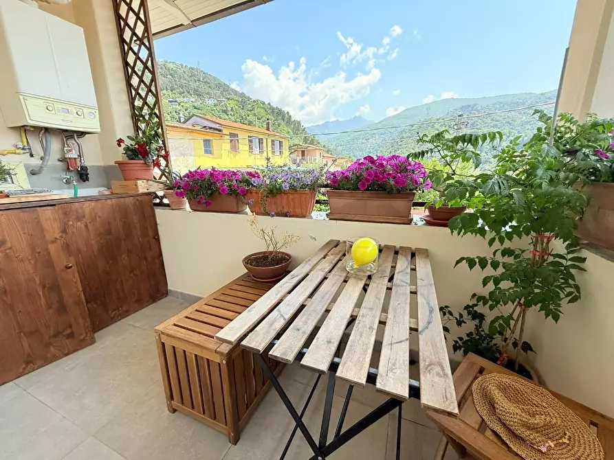 Immagine 13 di Appartamento in vendita  a Massa