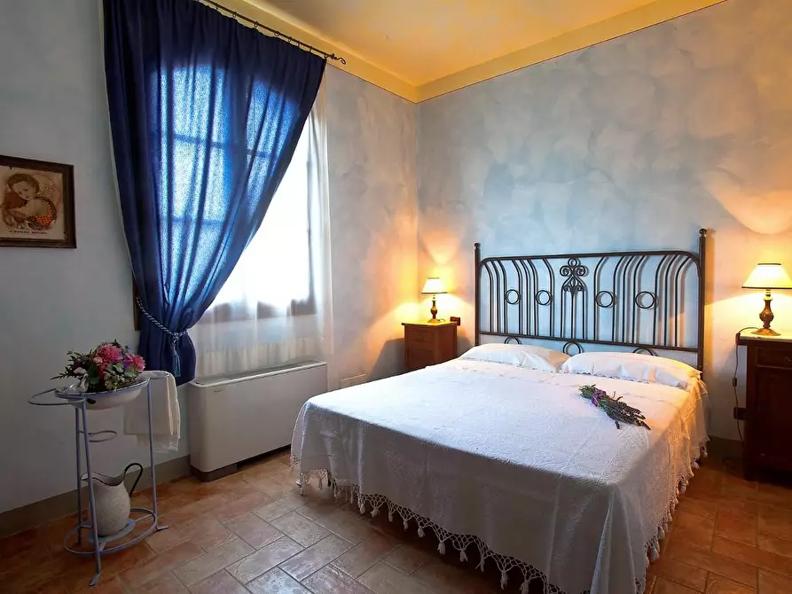 Immagine 4 di Casa colonica in vendita  a Cerreto Guidi