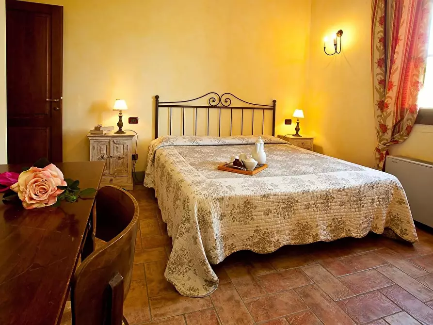 Immagine 3 di Casa colonica in vendita  a Cerreto Guidi