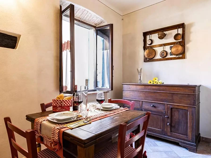 Immagine 5 di Appartamento in vendita  a Lajatico