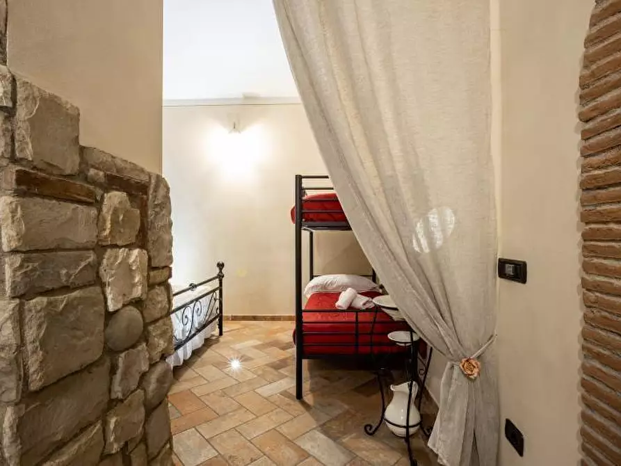 Immagine 16 di Appartamento in vendita  a Lajatico