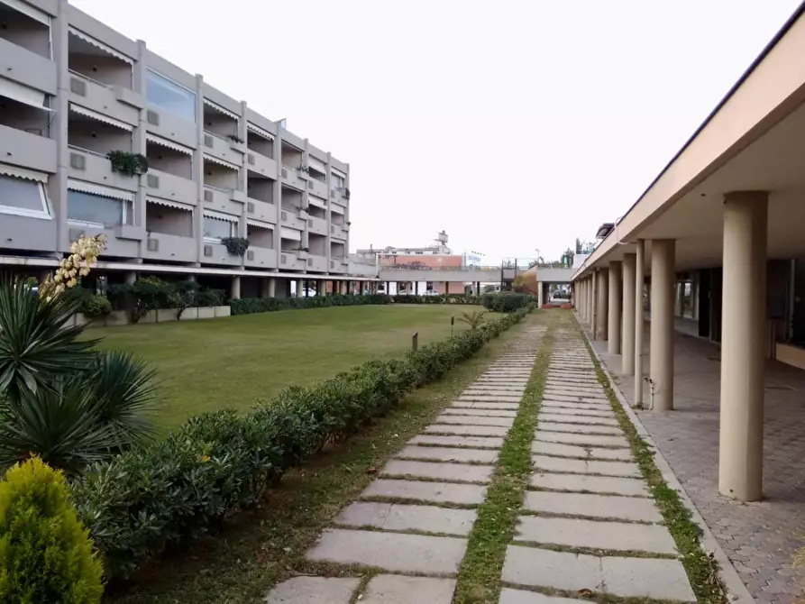 Immagine 8 di Appartamento in vendita  a Camaiore