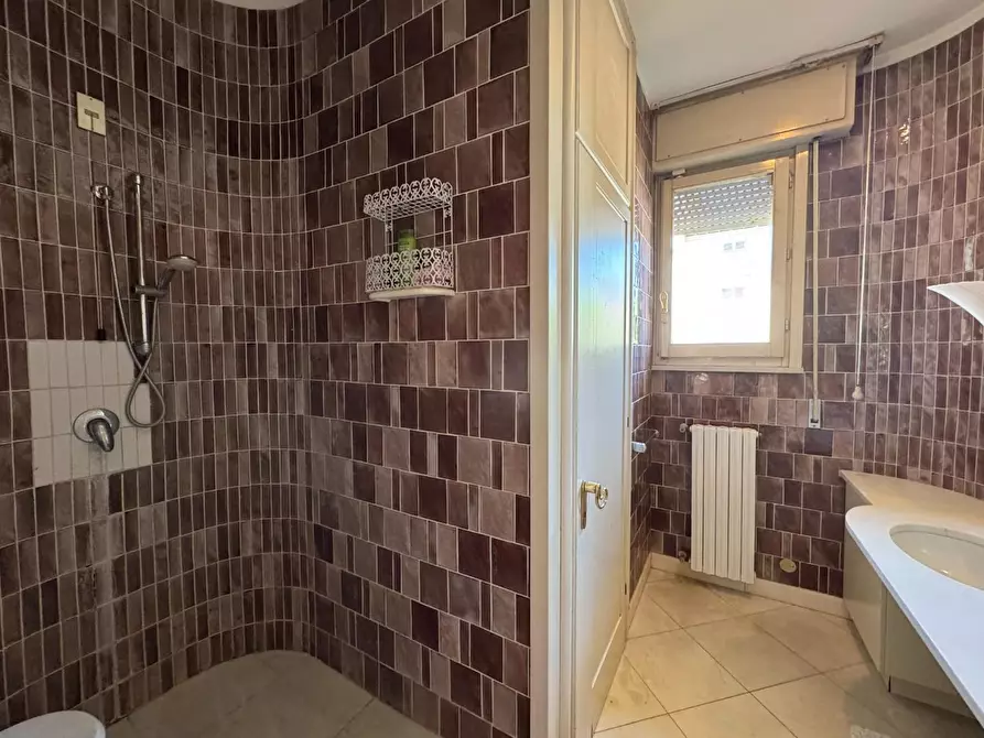 Immagine 71 di Villa in vendita  a Empoli