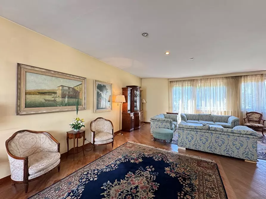 Immagine 14 di Villa in vendita  a Empoli