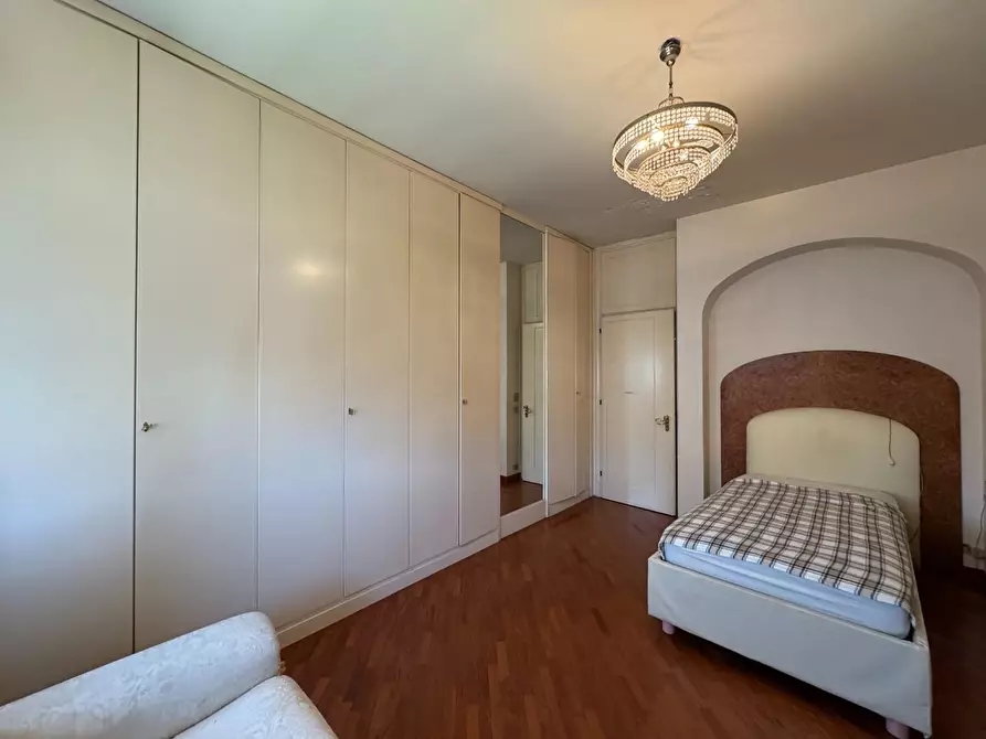 Immagine 65 di Villa in vendita  a Empoli