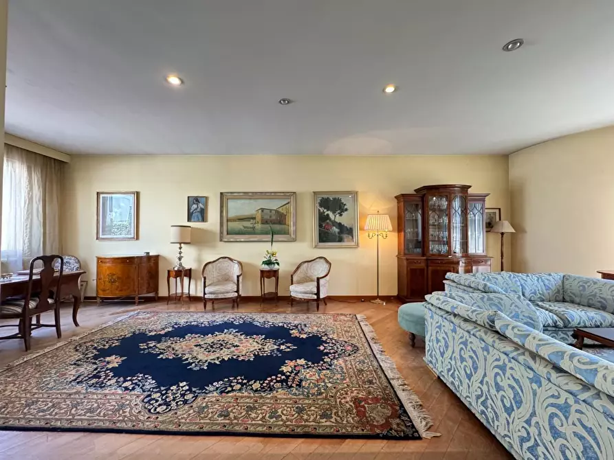 Immagine 20 di Villa in vendita  a Empoli