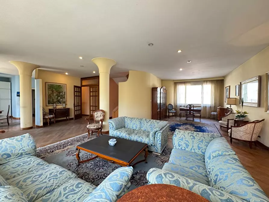 Immagine 26 di Villa in vendita  a Empoli