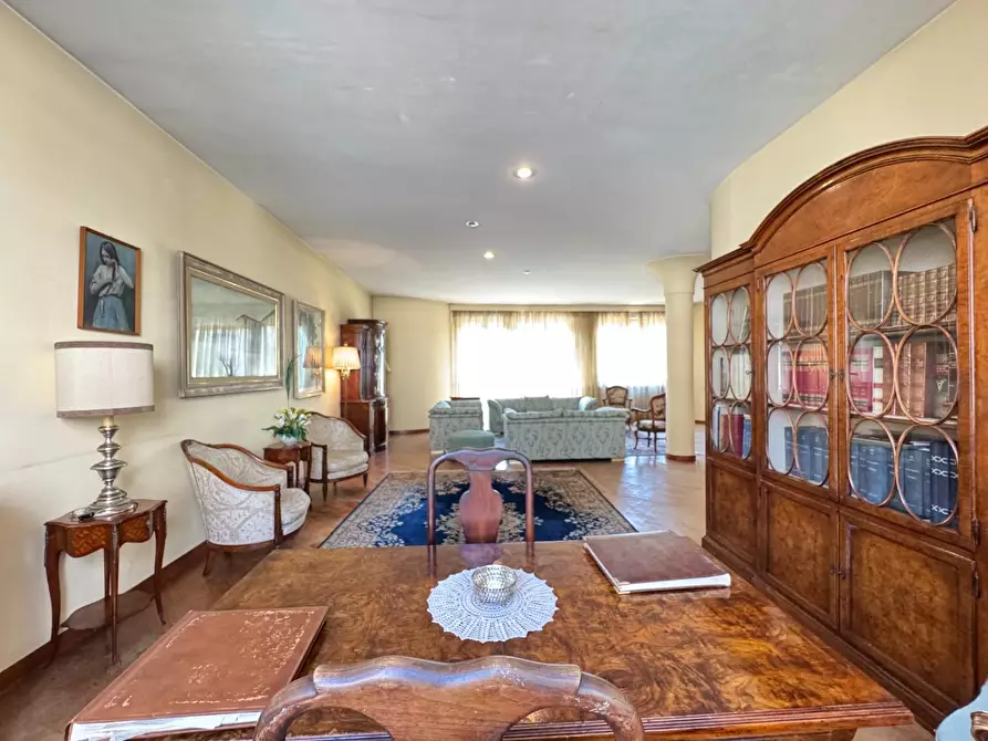 Immagine 13 di Villa in vendita  a Empoli