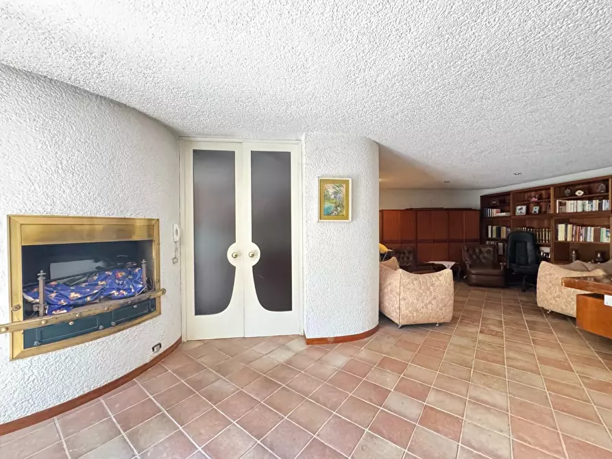 Immagine 79 di Villa in vendita  a Empoli