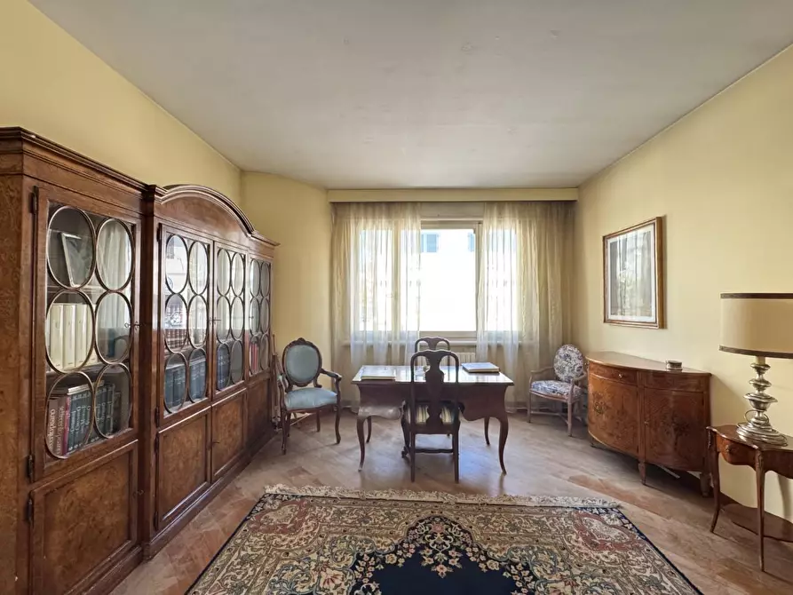 Immagine 12 di Villa in vendita  a Empoli