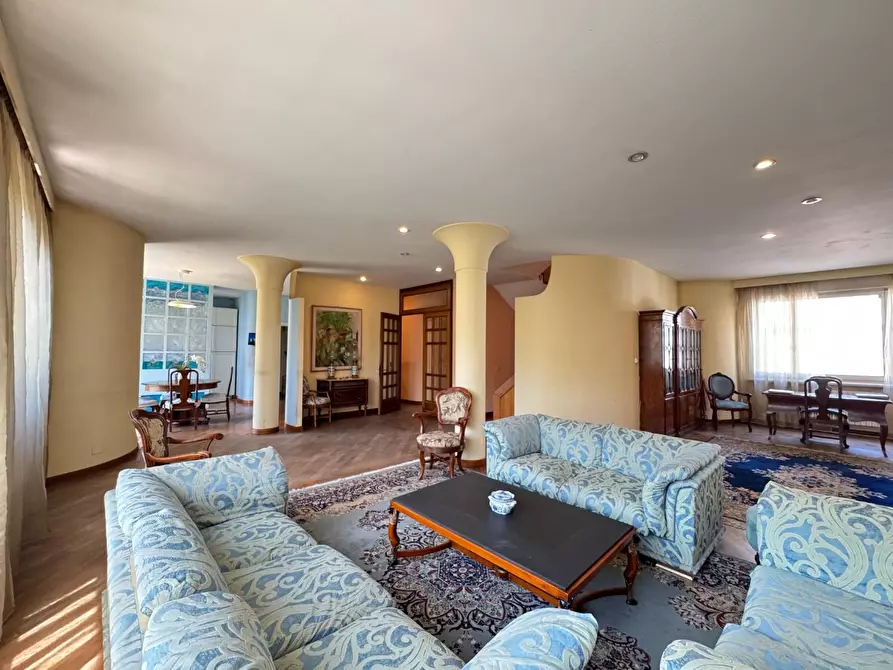 Immagine 25 di Villa in vendita  a Empoli