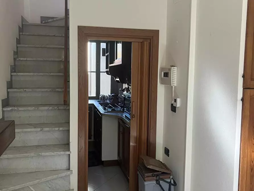 Immagine 11 di Terratetto in vendita  a Massa