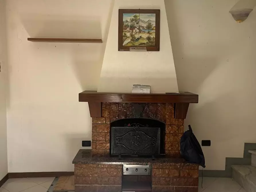 Immagine 7 di Terratetto in vendita  a Massa