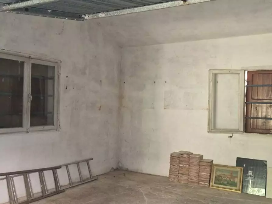 Immagine 27 di Porzione di casa in vendita  a Fauglia