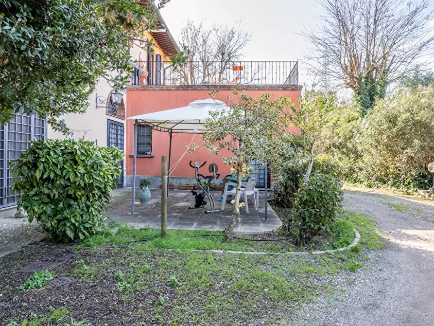 Immagine 24 di Villa in vendita  a Pontedera