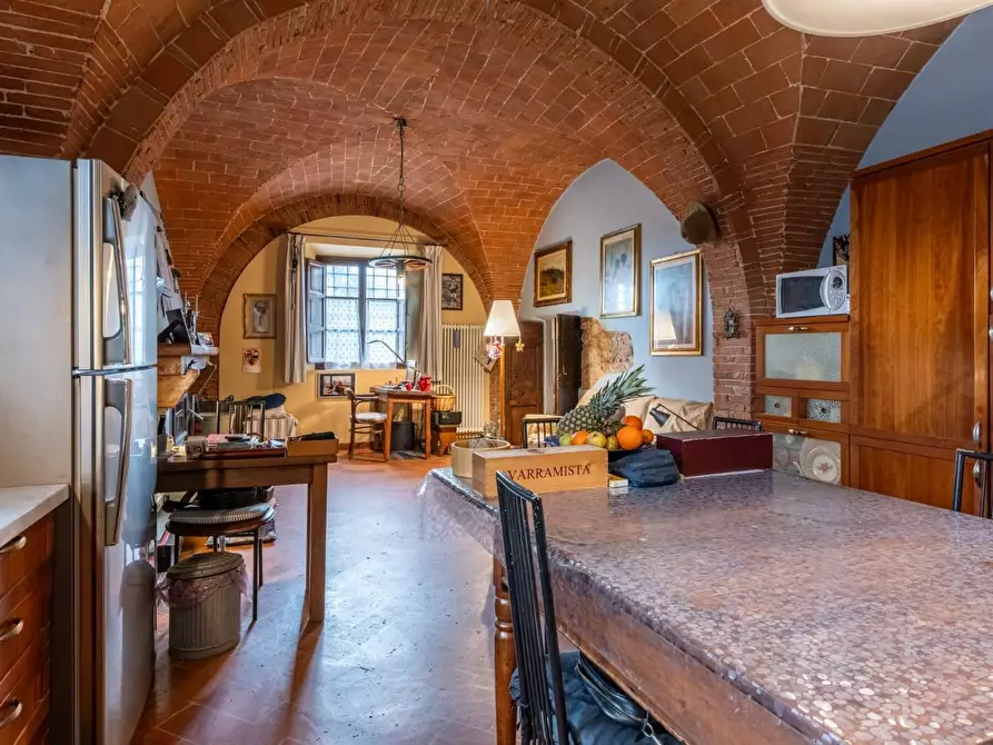 Immagine 62 di Villa in vendita  a Pontedera