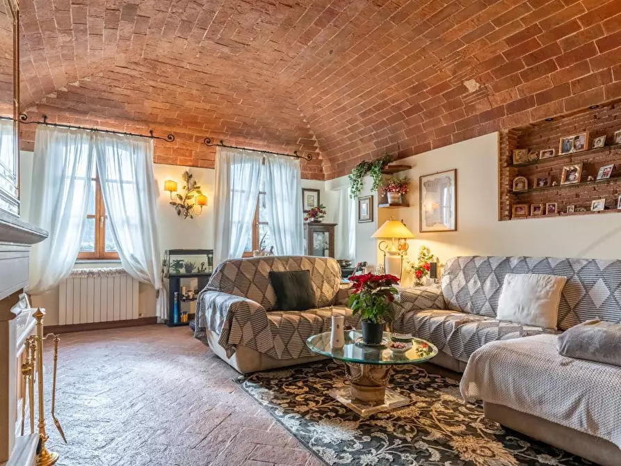 Immagine 88 di Villa in vendita  a Pontedera