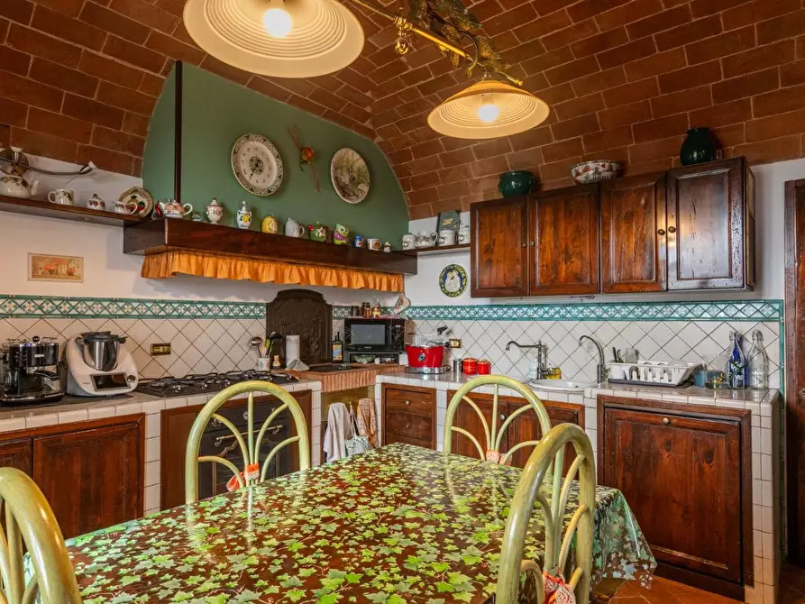 Immagine 92 di Villa in vendita  a Pontedera