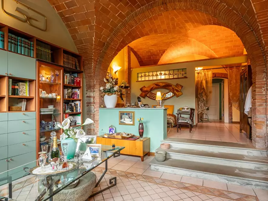 Immagine 48 di Villa in vendita  a Pontedera