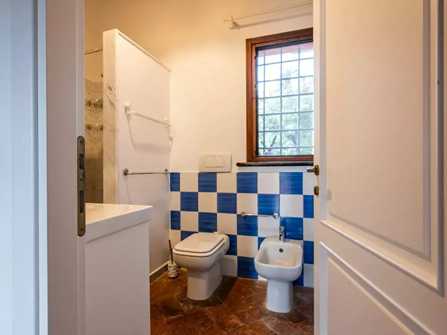 Immagine 111 di Villa in vendita  a Pontedera