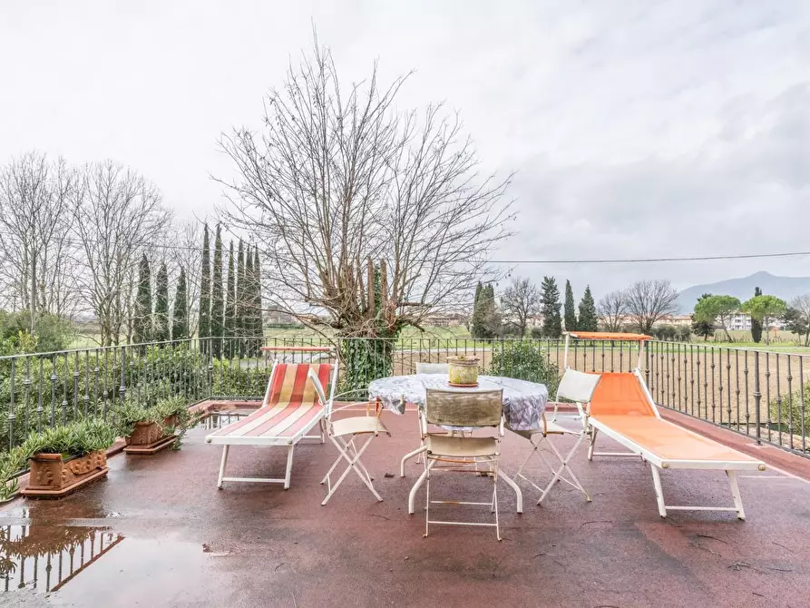 Immagine 79 di Villa in vendita  a Pontedera
