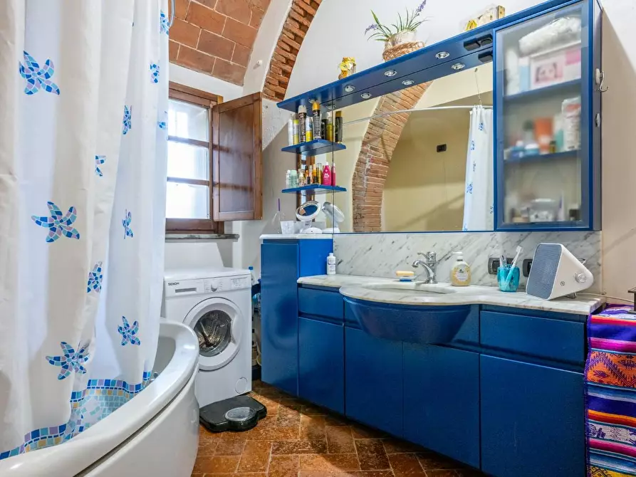 Immagine 104 di Villa in vendita  a Pontedera