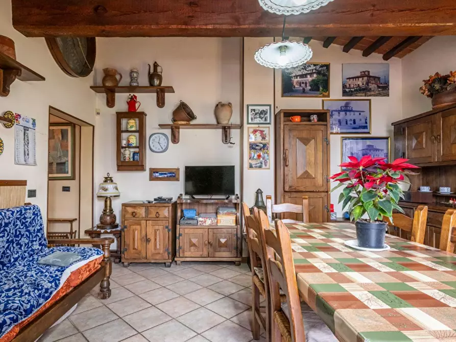 Immagine 81 di Villa in vendita  a Pontedera