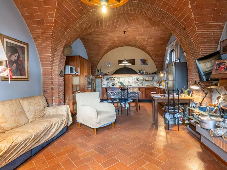 Immagine 64 di Villa in vendita  a Pontedera