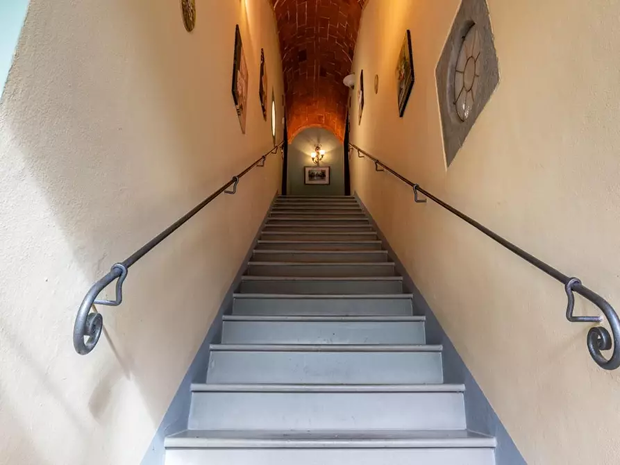 Immagine 97 di Villa in vendita  a Pontedera