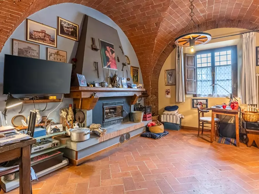 Immagine 63 di Villa in vendita  a Pontedera