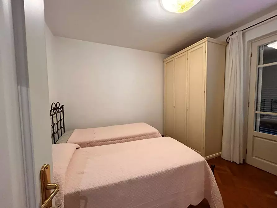 Immagine 22 di Villa in vendita  a Forte Dei Marmi