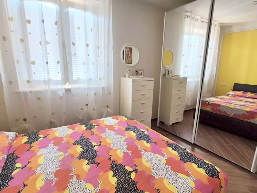 Immagine 48 di Casa trifamiliare in vendita  a Camaiore