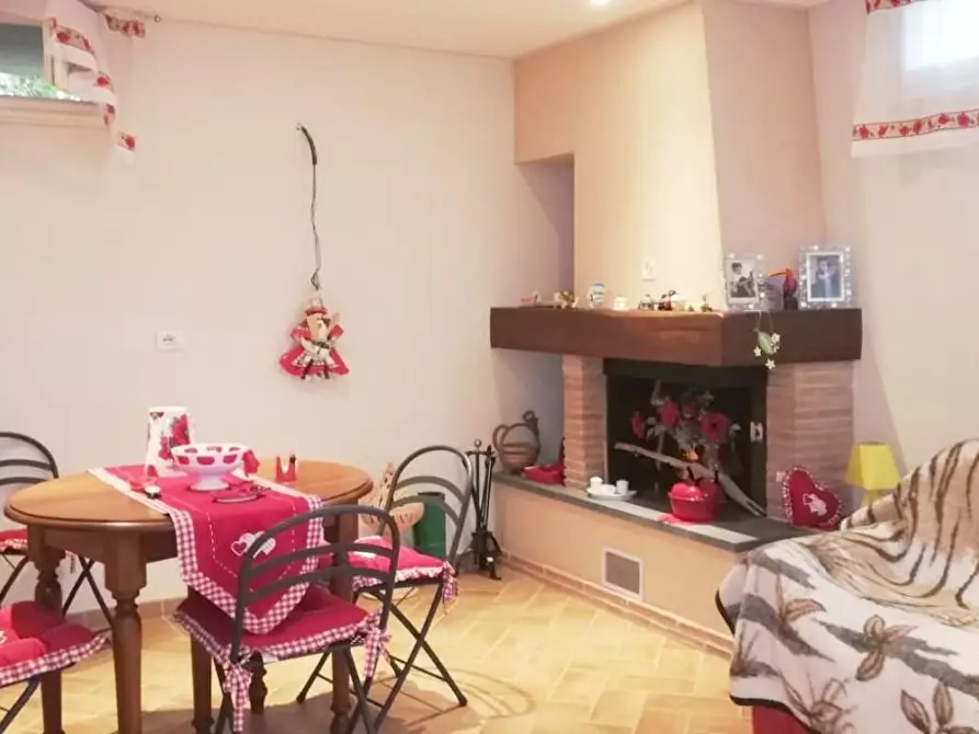 Immagine 33 di Casa trifamiliare in vendita  a Camaiore