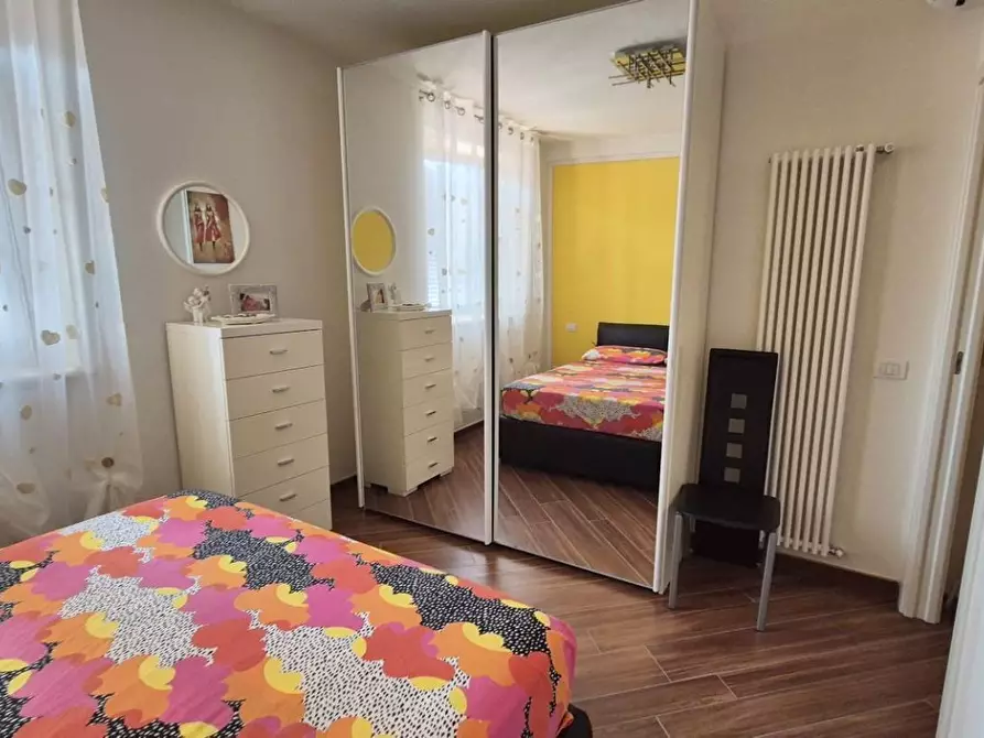 Immagine 49 di Casa trifamiliare in vendita  a Camaiore