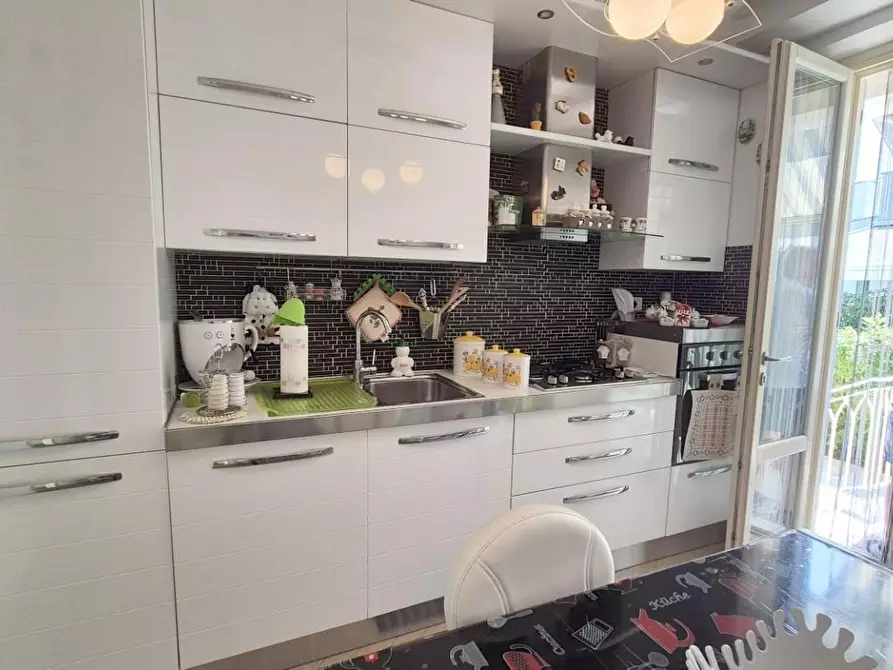 Immagine 18 di Casa trifamiliare in vendita  a Camaiore