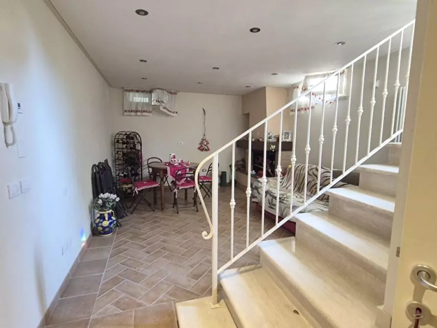 Immagine 37 di Casa trifamiliare in vendita  a Camaiore