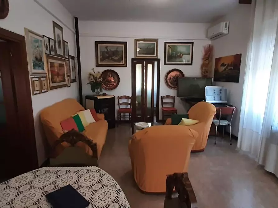 Immagine 23 di Villa in vendita  a Rosignano Marittimo