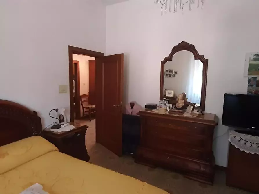 Immagine 38 di Villa in vendita  a Rosignano Marittimo