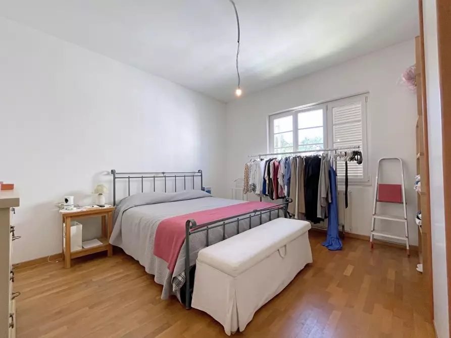 Immagine 21 di Appartamento in vendita  a Viareggio