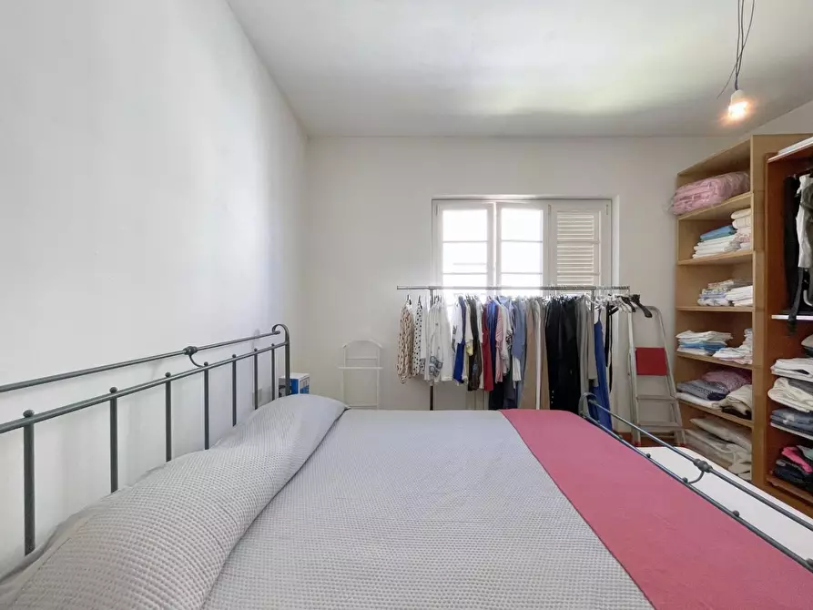 Immagine 22 di Appartamento in vendita  a Viareggio