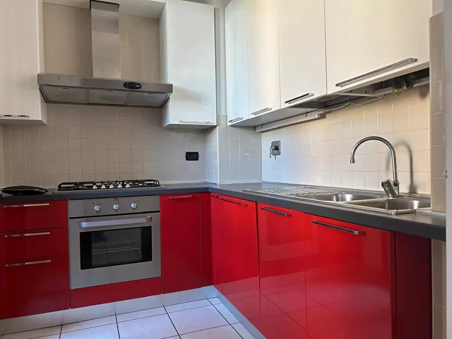 Immagine 1 di Appartamento in vendita  a Cecina