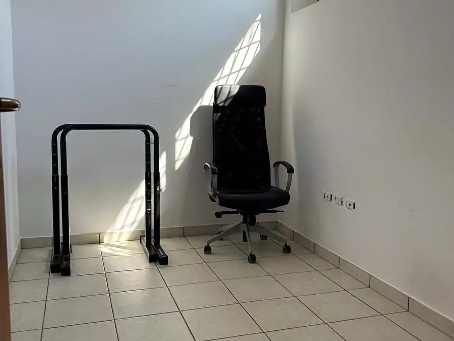 Immagine 15 di Appartamento in vendita  a Cecina